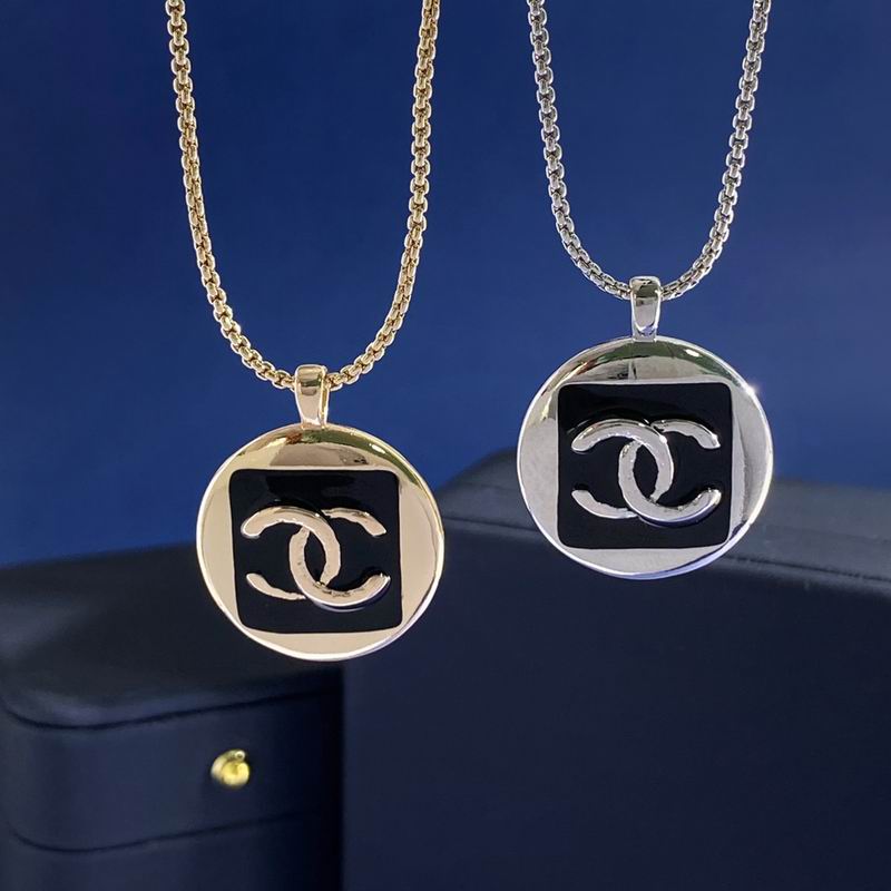 Chanel Necklace 04yxs138